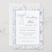 Blue Bow Toile Etwas Blue Brautparty Einladung (Vorderseite)