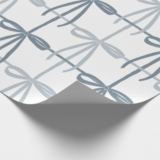 Blue Bows | Preppy | Weihnachten oder Hanukkah Geschenkpapier (Ecke)