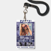 Blue Bubble Hearts Geburtstagsparty VIP Pass Abzei Ausweis (Vorderseite mit Lanyard)