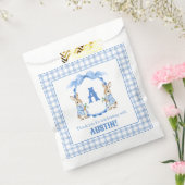 Blue Bunny Rabbit Gingham Monogram Wappen Geschenktütchen (Versiegelt)