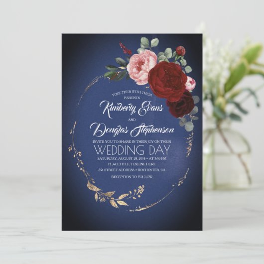 Blue Burgundy und Gold Floral Boho Wedding Einladung (Stehend Vorderseite)