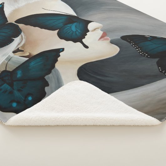 Blue Butterfly Masquerade Sherpadecke (3/4)