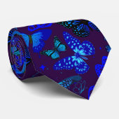 Blue Butteries Pattern 2506. DPurple BG Krawatte (Gerollt)