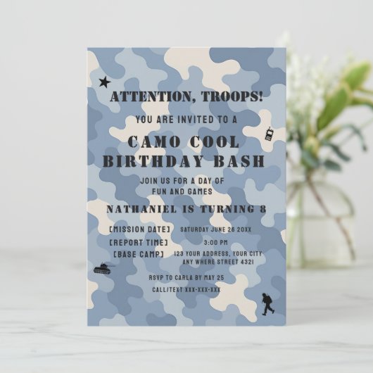 Blue Camouflage Military Geburtstag | Party Einladung (Stehend Vorderseite)