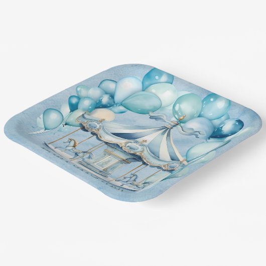 Blue Carousel mit Arch Balloons Boy Baby Dusche Pappteller (Gewinkelt)