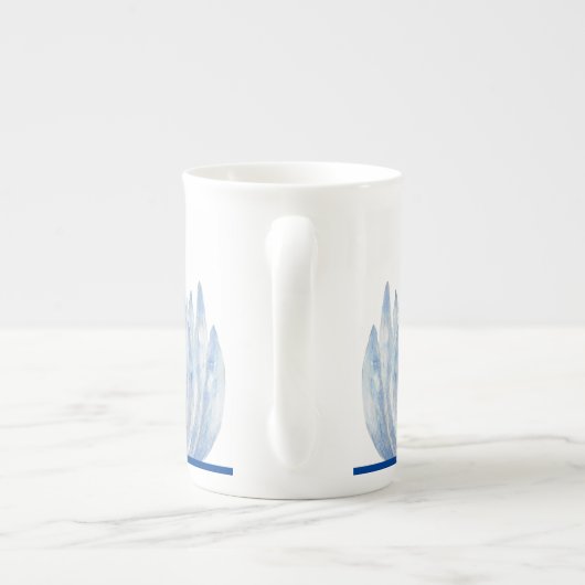 Blue Chalk Sticks auf einer Knochen-China-Tasse Porzellantasse (Rückseite)