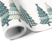 Blue Checkered Christmas Trees Geschenkpapier (Rolleneckpunkt)