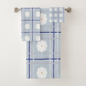 Blue Checkered Daisy pattern Badhandtuch Set (Insitu)
