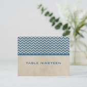 Blue Chic Zickzack Tischnummer Postkarte (Stehend Vorderseite)