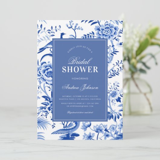 Blue Chinoiserie Asiatisches Vintages Brautparty Einladung (Stehend Vorderseite)