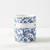 Blue Chinoiserie Floral Individuelle Name Kaffeetasse (Mittel)