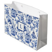 Blue Chinoiserie Monogram  Große Geschenktüte (Rückseite Schrägansicht)