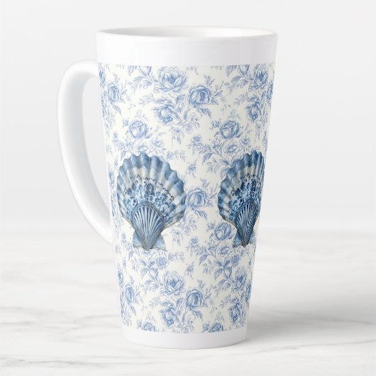 Blue Chinoiserie Shell Large Ceramic Latte Mug Milchtasse (Linke Ecke)