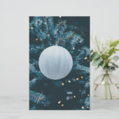 Blue Christmas Bauble Briefpapier (Stehend Vorderseite)