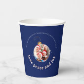 Blue Christmas Family Photo Love Peace Joy Holiday Pappbecher (Vorderseite)