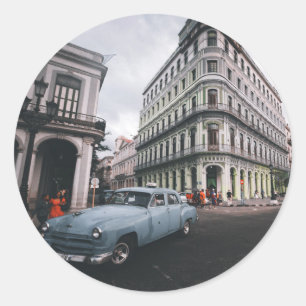 Blue Classic Vintage Car Cityscape Runder Aufkleber