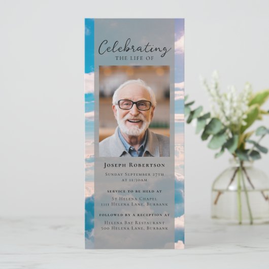 Blue Clouds Foto Beerdigung Digital Evite Einladung (Stehend Vorderseite)