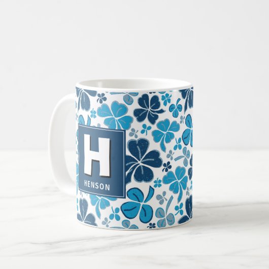 Blue Clover Kleeblatt Mit Monogramm St. Patrick`s  Kaffeetasse (Vorderseite Links)