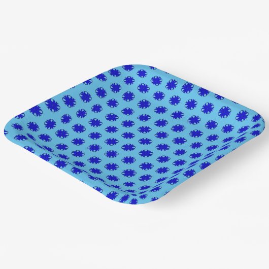 Blue Clover Ribbon von Kenneth Yoncich Pappteller (Gewinkelt)