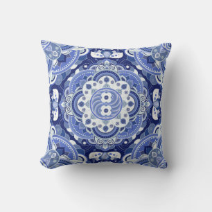 Blue colors vintage geometric pattern. Light india Kissen