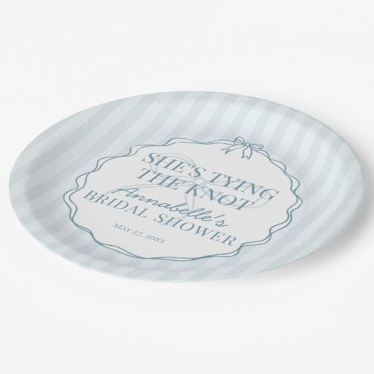 Blue Coquette Bow Pastell Brautparty Brunch Pappteller (Schrägansicht)