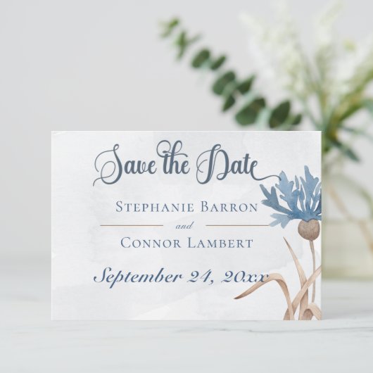 Blue Cornblumen & Wheat Field Blue Wedding Save The Date (Stehend Vorderseite)