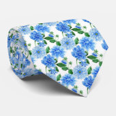 Blue Dahlia Flowers Necktie Krawatte (Gerollt)