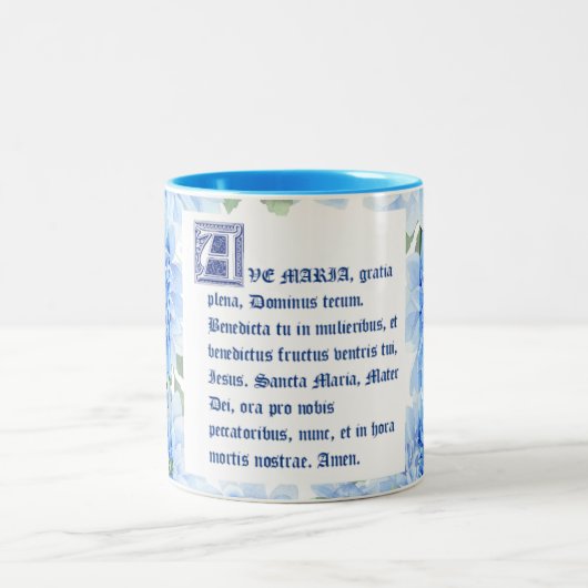Blue Dahlias | Ave Maria Latin | Jungfrau Mary Zweifarbige Tasse (Mittel)