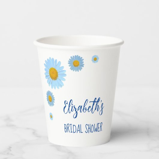 Blue Daisies Floral Brautparty Pappbecher (Vorderseite)