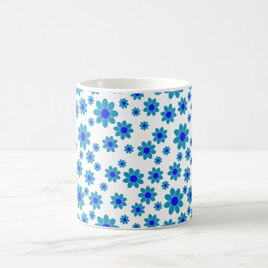 Blue Daisies | Floral Repetierendes Muster Kaffeetasse (Mittel)