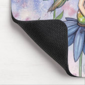 Blue Daisy Fairy Mousepad von Molly Harrison (Ecke)