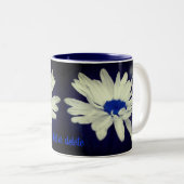 Blue Daisy Floral Art Personalisiert Zweifarbige Tasse (VorderseiteRechts)