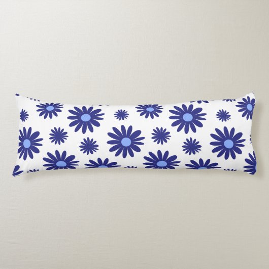 Blue Daisy Seitenschläferkissen (Vorderseite)