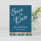Blue Damask Gold Script Elegante Hochzeit Save The Date (Stehend Vorderseite)