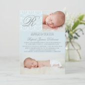 Blue Damask Monogram Baptisse Foto Einladung (Stehend Vorderseite)