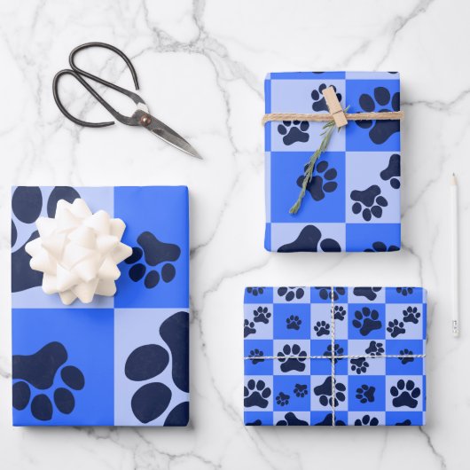 Blue Dog Paw Print Checkerboard Geschenkpapier Set (Vorderseite)