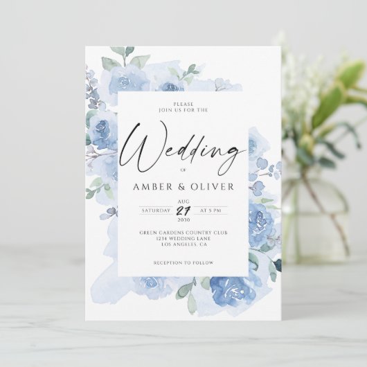Blue Elegant Floral Light Dusty Blue Boho Wedding Einladung (Stehend Vorderseite)