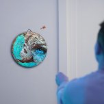 Blue Eye Dart Board Dartscheibe<br><div class="desc">Ihre Gegner werden nie gewinnen,  weil sie immer unterbewusst das große blaue Auge betrachten werden! Machen Sie mit diesem einzigartigen Dartboard eine kühne Aussage in Ihrer Höhle!</div>