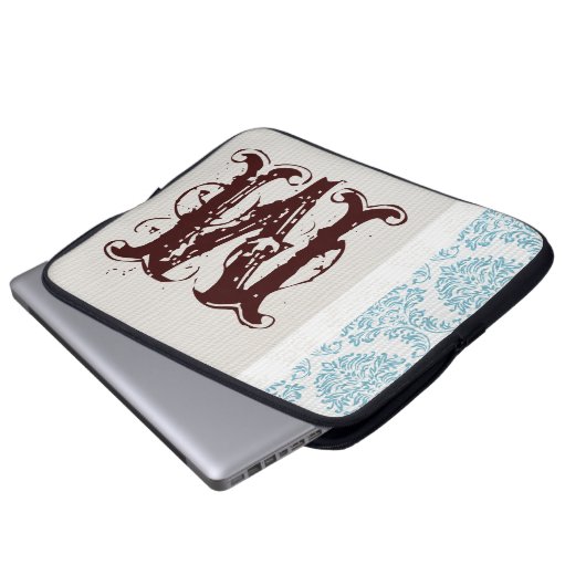 Blue Filigree Damask Monogram 15" Notebook-Gehäuse Laptopschutzhülle (Vorne Knopf)