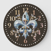 Blue Fleur de Lys Wall Clock Große Wanduhr (Vorderseite)