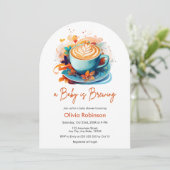 Blue Floral A Baby ist das Brechen der Coffee Baby Einladung (Stehend Vorderseite)