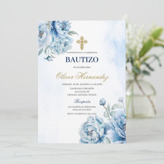 Blue Floral Bautizo Spanische Einladung (Stehend Vorderseite)
