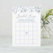 Blue Floral Chinoiserie Brautparty Bingo Spiel Einladung (Stehend Vorderseite)