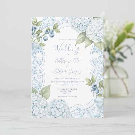 Blue Floral Elegant Blue Hydrangea Wedding  Einladung (Stehend Vorderseite)