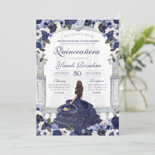 Blue Floral Elegante Charro Princess Quinceanera Einladung (Stehend Vorderseite)