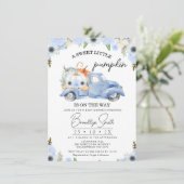 Blue Floral Fall Pumpkin Truck Baby Dusche Einladung (Stehend Vorderseite)