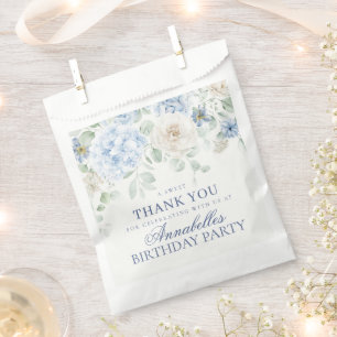 Blue Floral Hydrangea Botanical Birthday Dessert Geschenktütchen