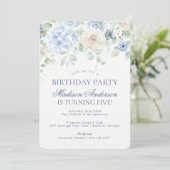 Blue Floral Hydrangea Botanical Birthday Party Einladung (Stehend Vorderseite)