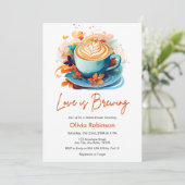 Blue Floral Liebe Brewing Foto Brautparty Einladung (Stehend Vorderseite)