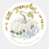 Blue Floral Little Pumpkin Fall Baby Showklasse Runder Aufkleber (Vorderseite)